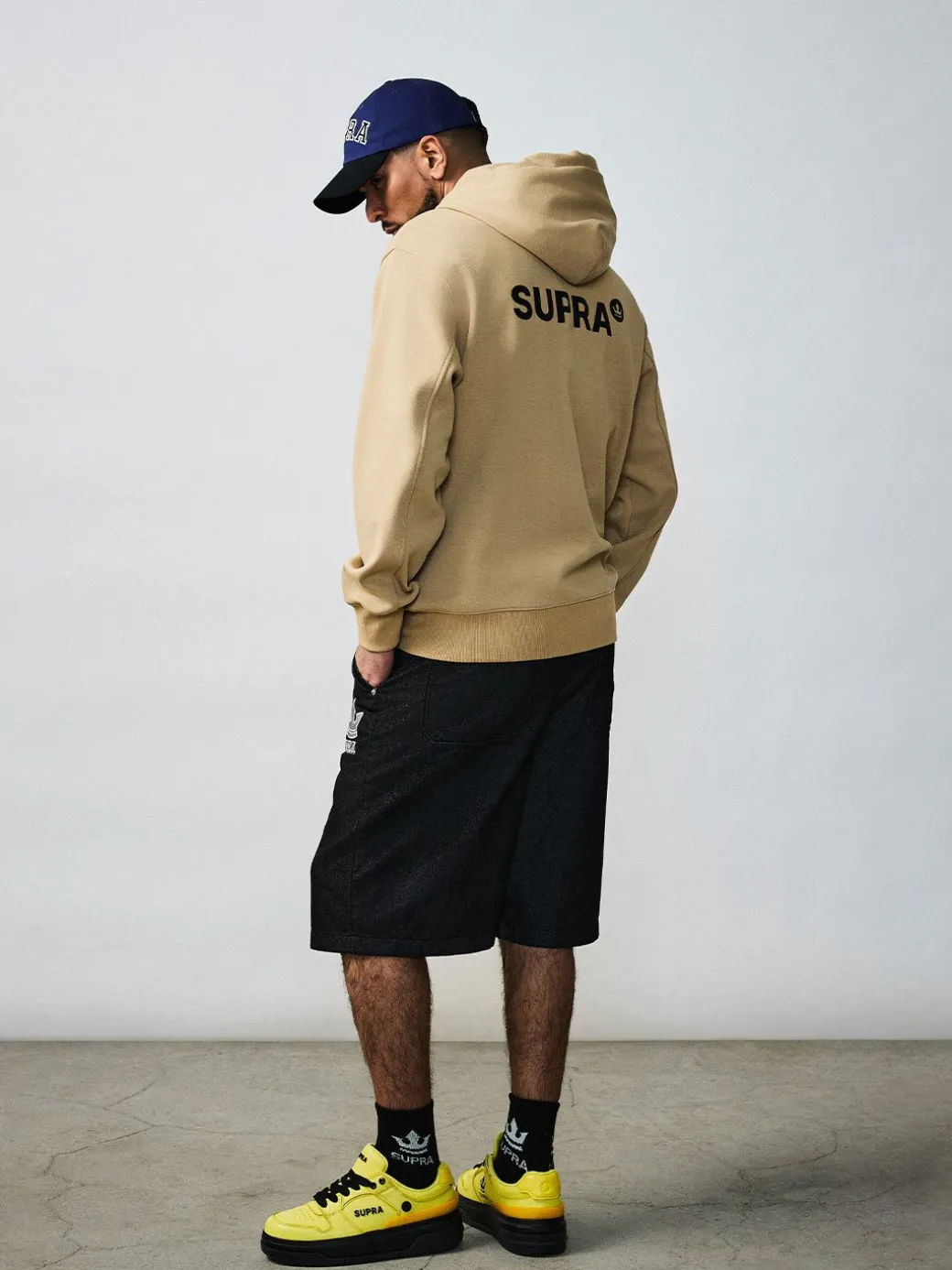 ESSENTIAL BASIC LOGO HOOD ZIP UP