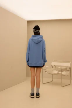ESSENTIAL BASIC LOGO OVER FIT HOODIE