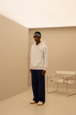 ESSENTIAL BASIC SMALL LOGO OVER FIT HALF ZIP HOODIE