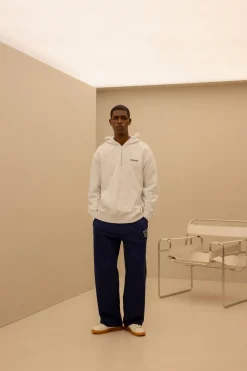 ESSENTIAL BASIC SMALL LOGO OVER FIT HALF ZIP HOODIE