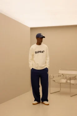 ESSENTIAL EMBROIDERY OVER FIT SWEATSHIRT