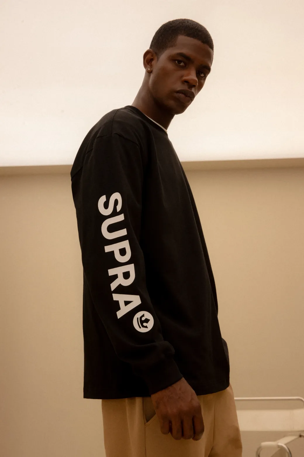 ESSENTIAL LOGO OVER FIT LONG SLEEVE OVER FIT T-SHIRTS