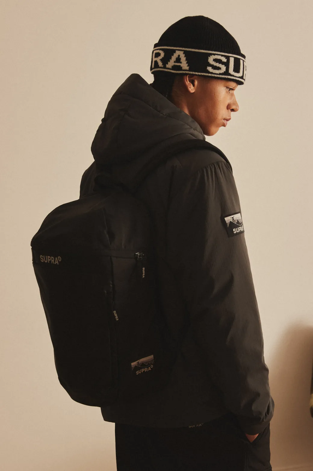 ESSENTIAL LOGO STRIPE BEANIE