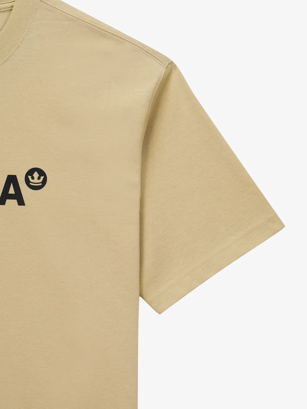 ESSENTIAL MEDIUM LETTERING LOGO BASIC T-SHIRTS