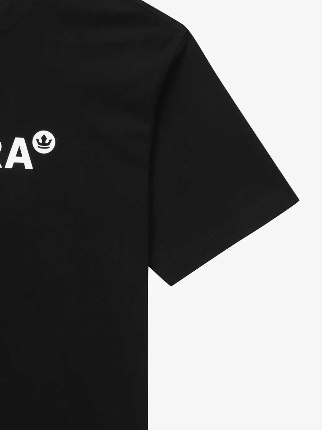 ESSENTIAL MEDIUM LETTERING LOGO BASIC T-SHIRTS