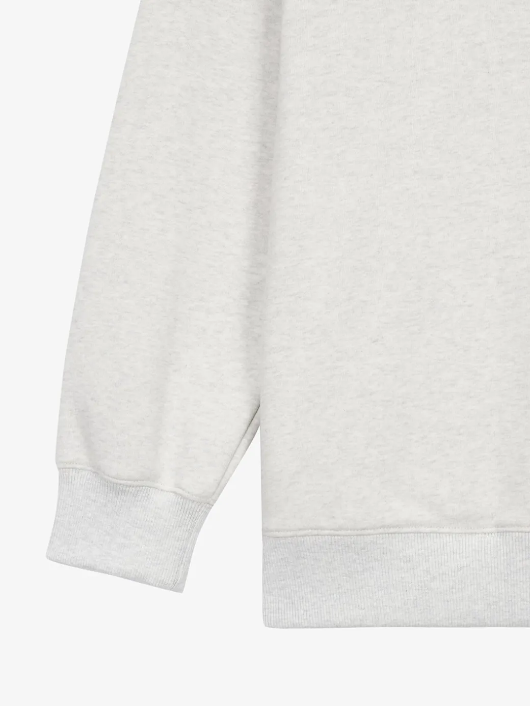 ESSENTIAL MEDIUM LOGO BASIC SWEATSHIRTS
