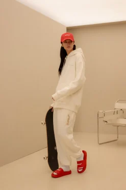 ESSENTIAL TOP APPLIQUE LOGO OVER FIT HOODIE