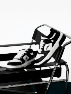 VAIDER (Black)